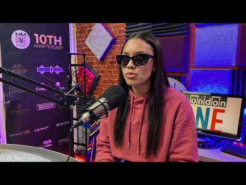 In diretta con la prima artista italiana fatta con l&#039;AI